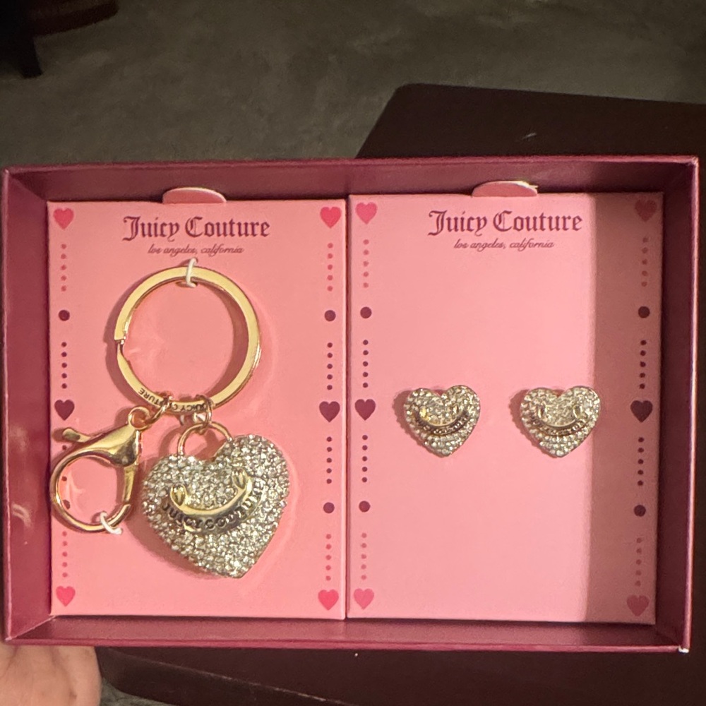 NWT Juicy Couture Gold Heart Jewelry Set